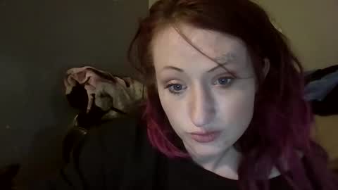 Snapshot of stacisavige chatting on February 5, 2026, 1:54 am Sinserity online show from February 5, 2026, 1:54 am