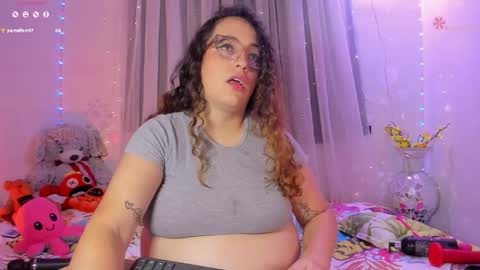 Stacy Boobs  online show from May 16, 2026, 12:29 am