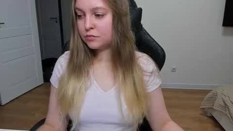 Stacy  online show from February 13, 2026, 4:14 pm