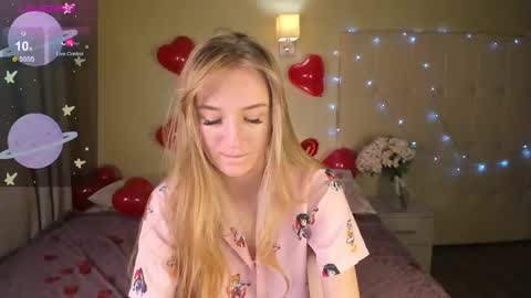 Stacy Mon Tue Wed Thu Fri Sun GMT GMT 3 1000am - 0400pm  online show from February 14, 2025, 11:31 am