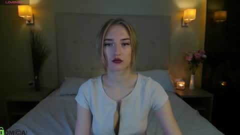 Stacy Mon Tue Wed Thu Fri Sun GMT GMT 3 1000am - 0400pm  online show from December 17, 2025, 9:59 am