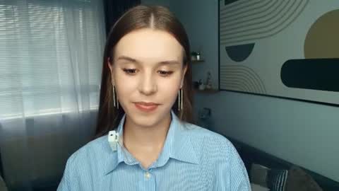 Stacy online show from July 4, 2026, 8:20 am