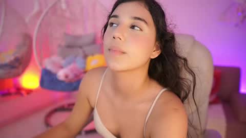 stacycooper_ online show from May 16, 2026, 7:01 pm