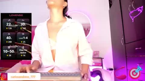 stacy fox online show from June 24, 2026, 5:23 pm