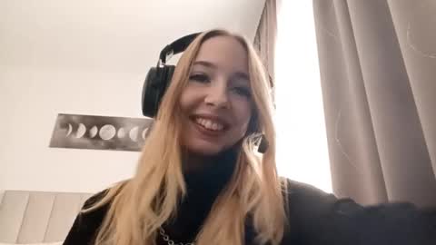 Snapshot of stacyscholle chatting on February 12, 2026, 6:30 am Mila online show from February 12, 2026, 6:30 am