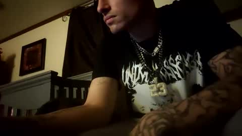 Straightupdownbad online show from January 8, 2026, 4:26 am