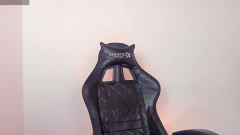 Snapshot of star_storm chatting on January 1, 2025, 8:45 am star_storm online show from January 1, 2025, 8:45 am