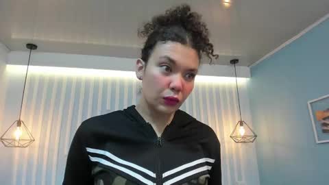 Stark Jones online show from October 24, 2025, 12:01 pm