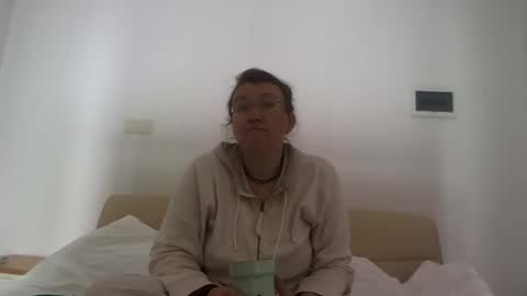 starlagurl online show from January 23, 2025, 5:56 am