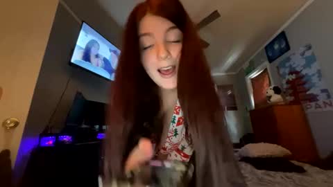 Snapshot of starlight09102 chatting on February 19, 2025, 5:06 pm Starlight online show from February 19, 2025, 5:06 pm