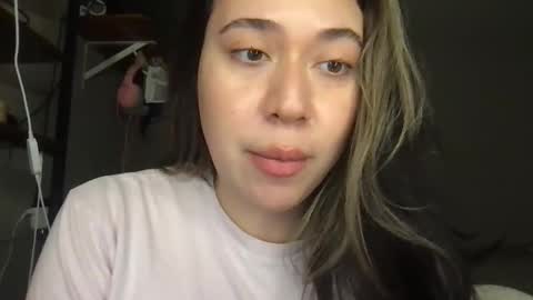 starlitdreams777 online show from May 28, 2026, 7:16 am