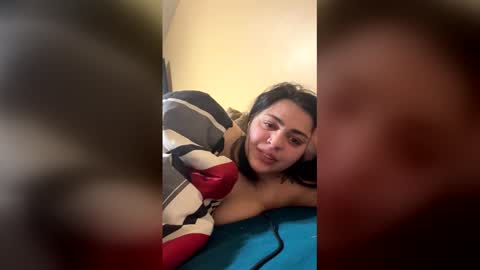 starrie_marrie online show from February 6, 2026, 2:05 am