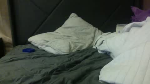 ashtongue online show from November 1, 2025, 6:04 am