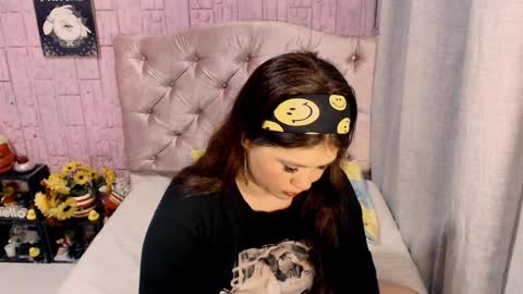 Snapshot of starsweetcute chatting on December 28, 2024, 11:48 pm Celeste online show from December 28, 2024, 11:48 pm