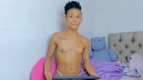 Snapshot of stassiebell chatting on January 20, 2025, 3:39 pm stassiebell online show from January 20, 2025, 3:39 pm