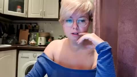 Stasya online show from October 15, 2025, 1:17 am