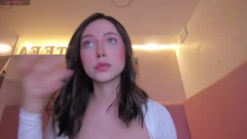 Stefa Gomez  online show from March 30, 2026, 11:33 am