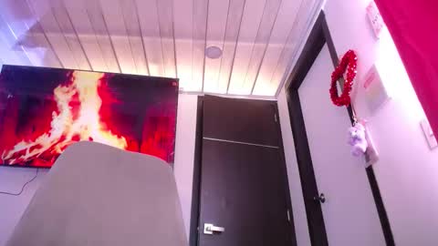 New schedule 12pm to 600pm Colombia time online show from November 17, 2025, 3:29 pm