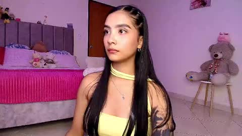 Im MiaIts my first day here  online show from March 11, 2026, 9:10 pm