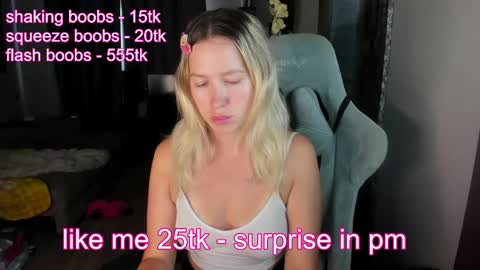 Snapshot of stefany_and_bettany chatting on May 19, 2026, 2:34 pm stefany_and_bettany online show from May 19, 2026, 2:34 pm