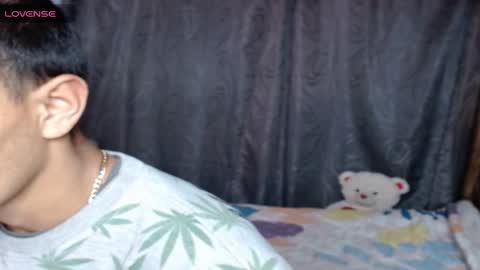 stefany_pablo1 online show from November 4, 2025, 1:10 pm