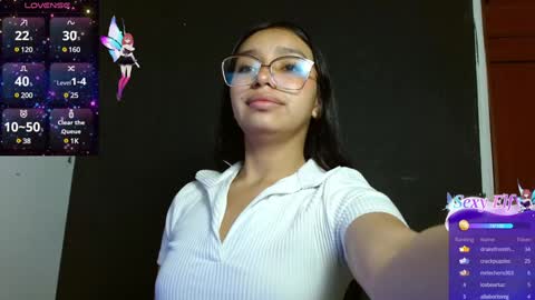 Stefanny lopez online show from December 10, 2024, 12:38 pm