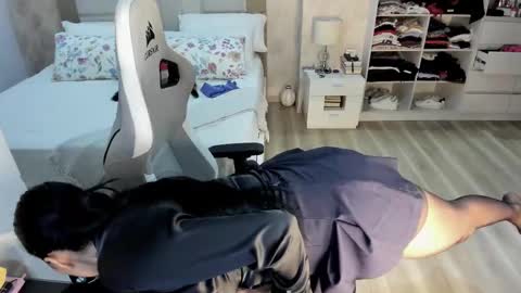 Zuly online show from February 1, 2026, 3:16 am