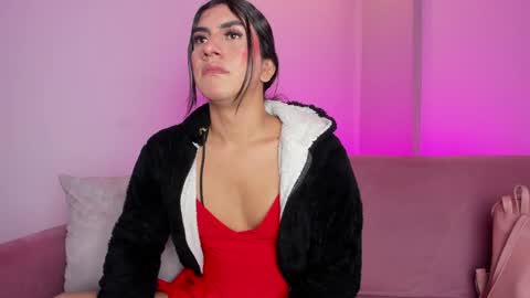 Stefany Bratz online show from April 6, 2026, 3:59 am