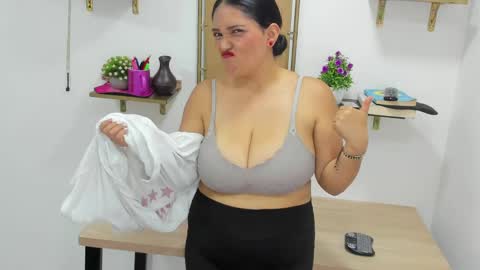 Snapshot of stefy_cg chatting on April 29, 2026, 7:42 pm Stefy online show from April 29, 2026, 7:42 pm