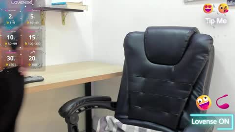 Snapshot of stefy_cg chatting on May 7, 2026, 7:41 pm Stefy online show from May 7, 2026, 7:41 pm