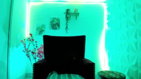 Snapshot of stefy_cg chatting on May 19, 2026, 7:53 pm Stefy online show from May 19, 2026, 7:53 pm