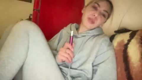 stefy_glow online show from February 25, 2025, 7:58 pm