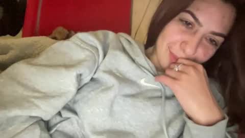 stefy_glow online show from March 9, 2025, 7:15 pm