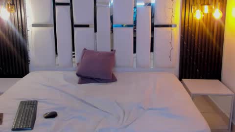 STELA online show from December 22, 2025, 2:30 am