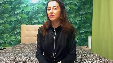 Snapshot of stella_john chatting on January 18, 2025, 3:31 am Stella John online show from January 18, 2025, 3:31 am