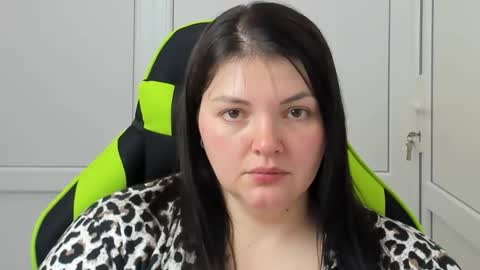 Snapshot of stella_la_ chatting on June 3, 2026, 12:19 pm Stella online show from June 3, 2026, 12:19 pm