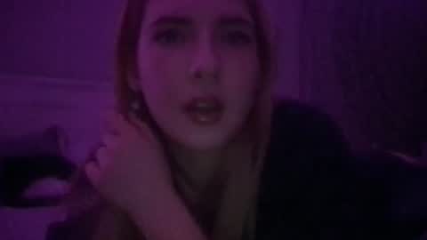 stelladams online show from June 18, 2026, 5:08 am
