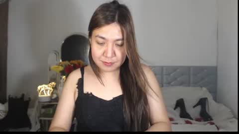 Stella online show from November 16, 2025, 3:56 am