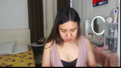 Stella online show from April 11, 2026, 4:17 am