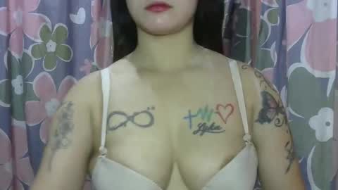 Stellapearlx online show from May 9, 2026, 3:01 am