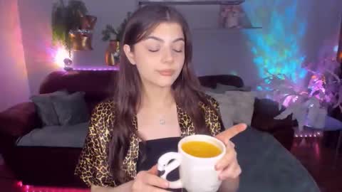 StellaRainbow online show from April 18, 2026, 10:19 am