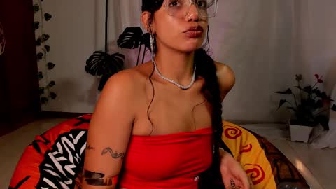 stellart_ online show from March 9, 2025, 7:56 am