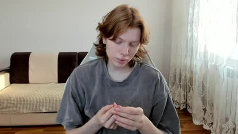 S T E L L A online show from April 1, 2026, 1:41 pm