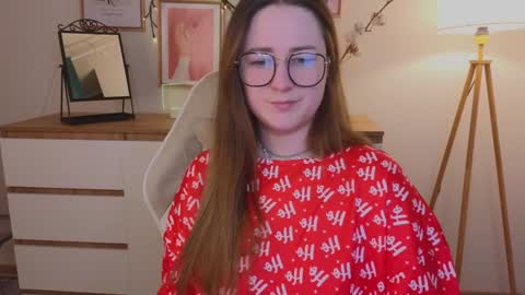 Emma online show from December 18, 2024, 10:02 pm