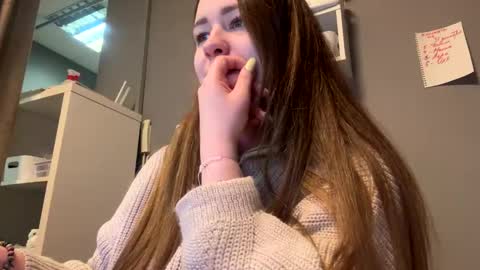 Emma online show from December 25, 2024, 12:37 am