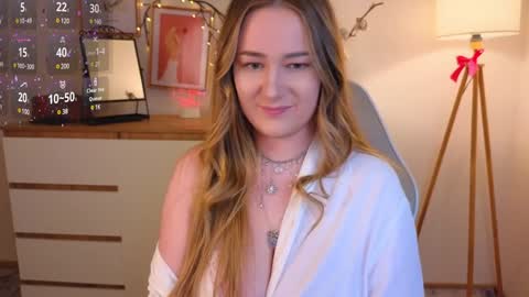 Emma online show from January 18, 2025, 2:02 pm