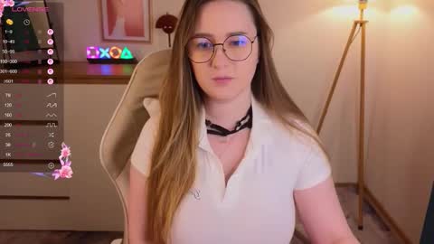 Emma online show from September 23, 2025, 9:18 pm