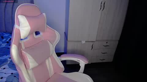 Emma online show from December 28, 2024, 1:50 am