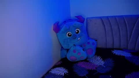 Emma online show from February 9, 2025, 2:17 am