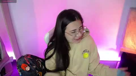 Emma online show from October 7, 2025, 1:03 am